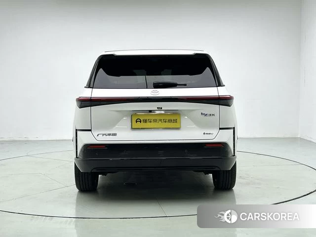 Toyota Platinum Wisdom 3X id 4262460 из Китая 10