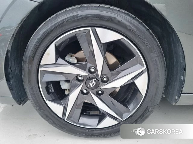 Hyundai Avante (CN7) id 4469379 из Кореи 10