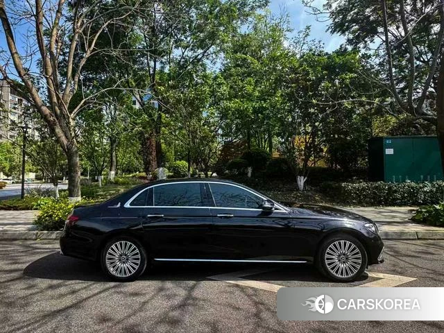 Mercedes-Benz E-class id 4359440 из Китая 10