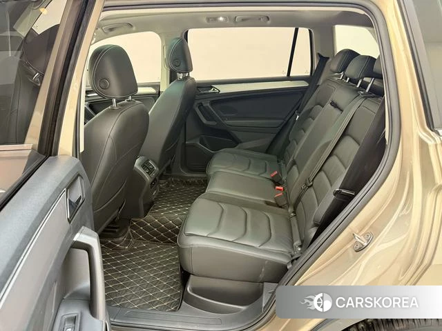 Volkswagen Tiguan L id 4210923 из Китая 10