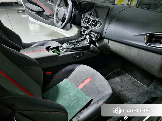 Aston Martin Vantage 2nd Generation id 3787485 из Кореи 10