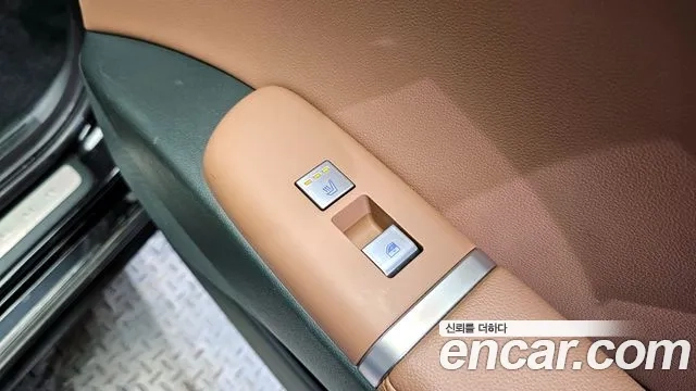 Hyundai Grandeur Hybrid (GN7) id 2920254 из Кореи 10