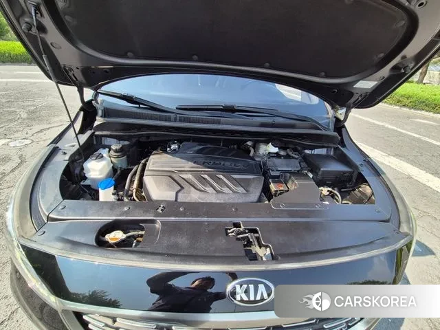 Kia The New Carnival id 3028771 из Кореи 10