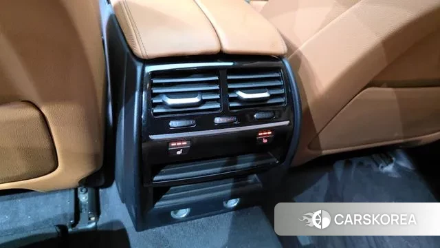 BMW 5 Series (G30) id 3489731 из Кореи 10