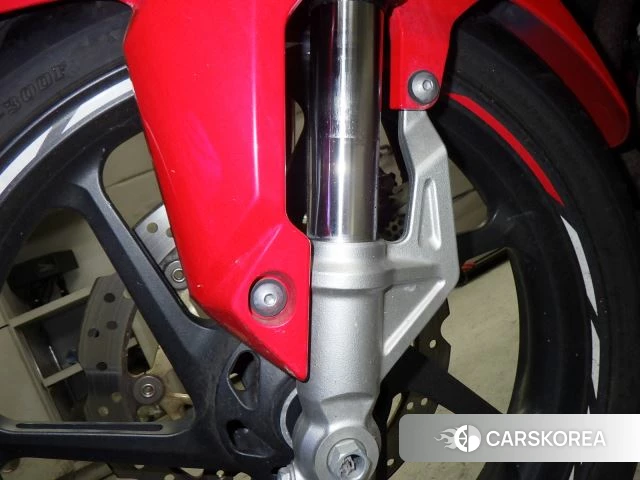 Honda CBR250RR id 4184408 из Японии 10