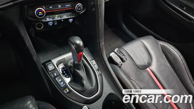 Hyundai Veloster (JS) id 2579361 из Кореи 10