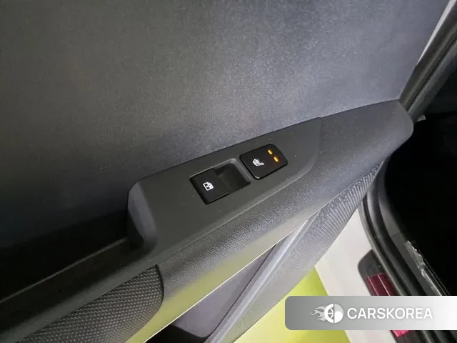 Kia Di Ol Nu Niro id 3180361 из Кореи 10