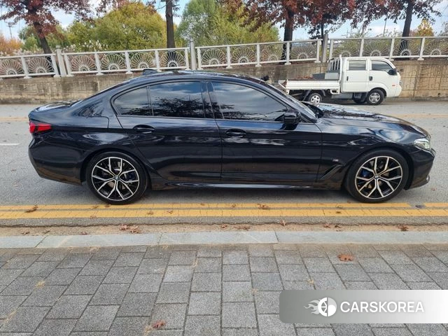 BMW 5 Series (G30) id 4360901 из Кореи 10