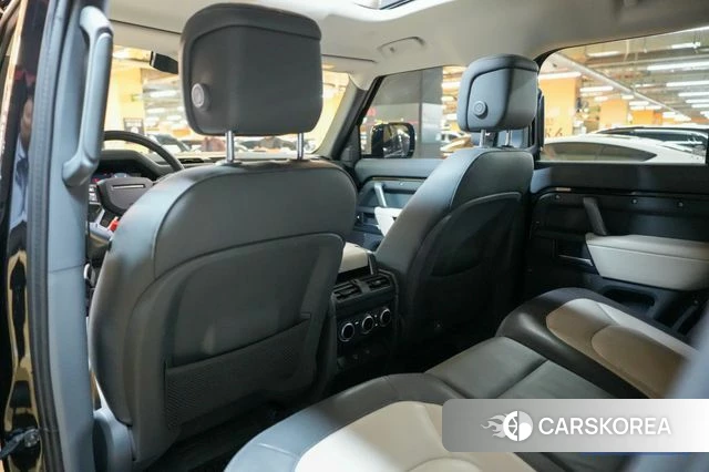 Land Rover Defender (L663) id 3805356 из Кореи 10