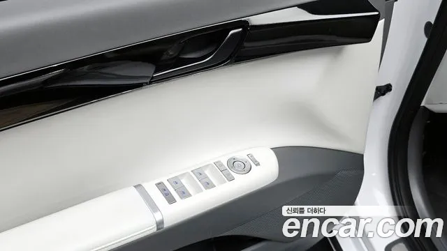 Hyundai Grandeur Hybrid (GN7) id 2646511 из Кореи 10