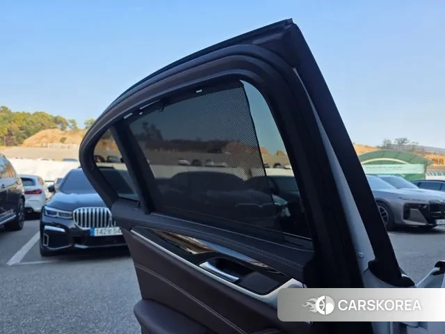 BMW 5 Series (G30) id 3338699 из Кореи 10