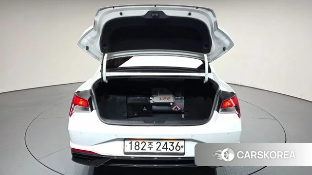 Hyundai Avante (CN7) id 4942139 из Кореи 10