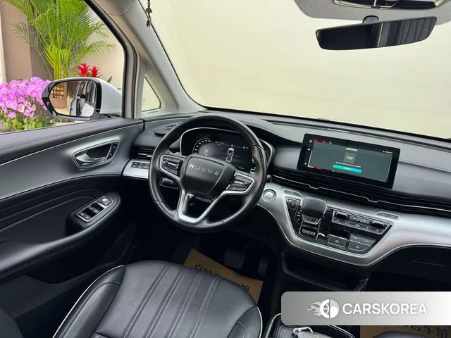 Roewe iMAX8 id 4209662 из Китая 10