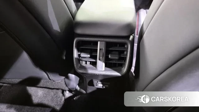 Lexus UX250h id 3401941 из Кореи 10