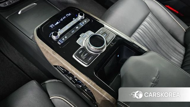 Genesis G90 id 4683749 из Кореи 9