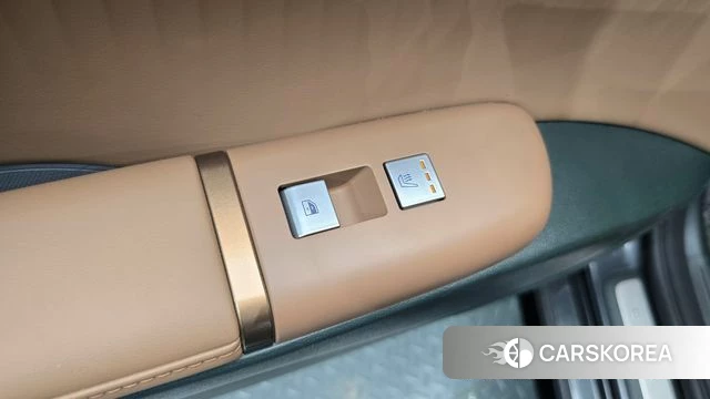 Hyundai Grandeur Hybrid (GN7) id 4432792 из Кореи 10