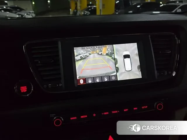 Kia The New Carnival id 3489334 из Кореи 10