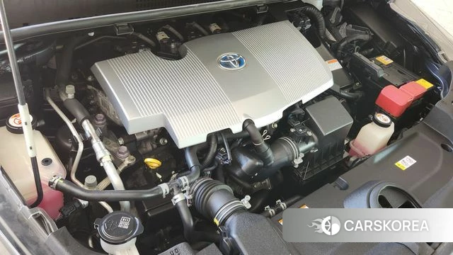 Toyota Prius 4th Generation id 4206686 из Кореи 10