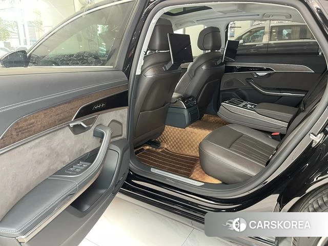 Audi A8 id 4240805 из Китая 10