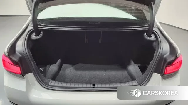 BMW 5 Series (G30) id 3556121 из Кореи 10