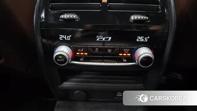 BMW 5 Series (G30) id 3736619 из Кореи 10