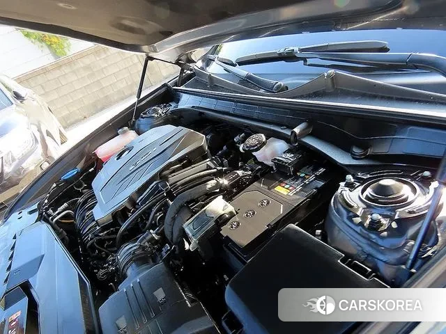 Hyundai Grandeur (GN7) id 3360332 из Кореи 10