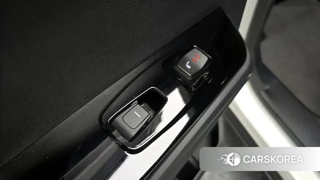 Ssangyong The New Torres id 3669949 из Кореи 10