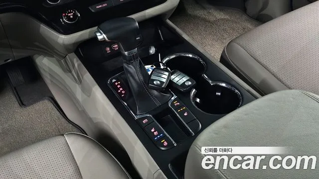 Kia The New Carnival id 2678569 из Кореи 10