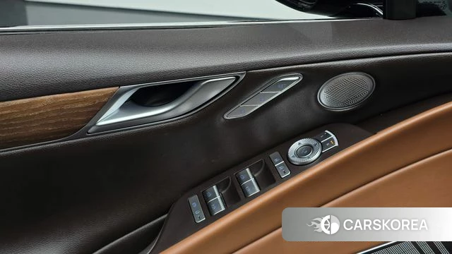 Genesis Electrified G80 (RG3) id 4720898 из Кореи 10