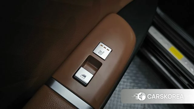 Hyundai Grandeur (GN7) id 4248318 из Кореи 10