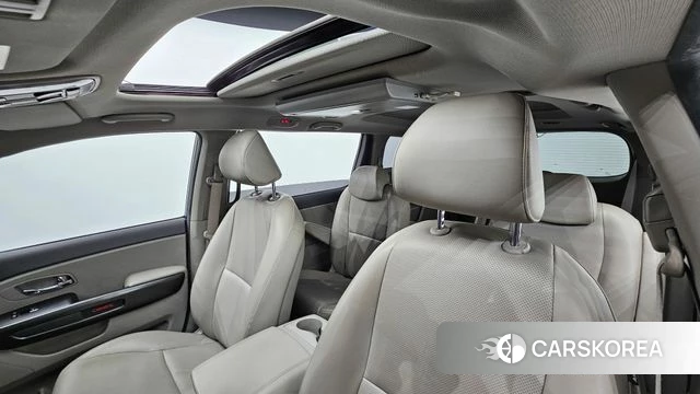 Kia All New Carnival id 4658472 из Кореи 10
