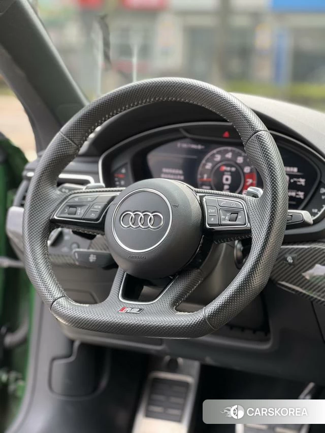 Audi RS 5 id 4211488 из Китая 10
