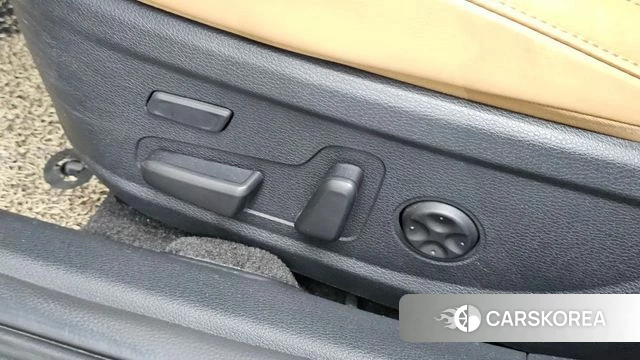 Kia K7 Premier Hybrid id 4895227 из Кореи 10