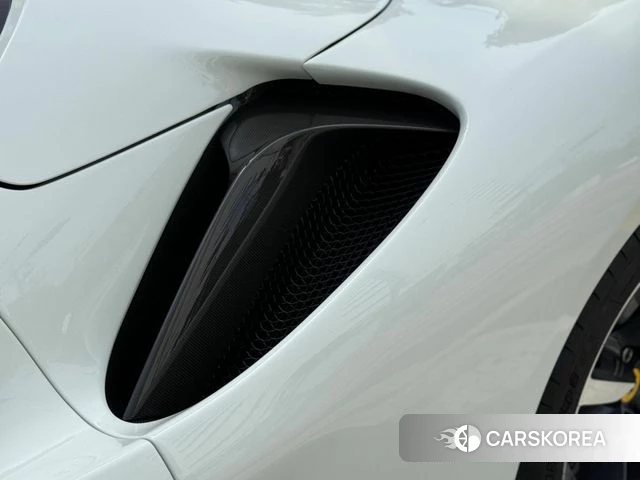 Ferrari SF90 Spider id 4186461 из Кореи 10