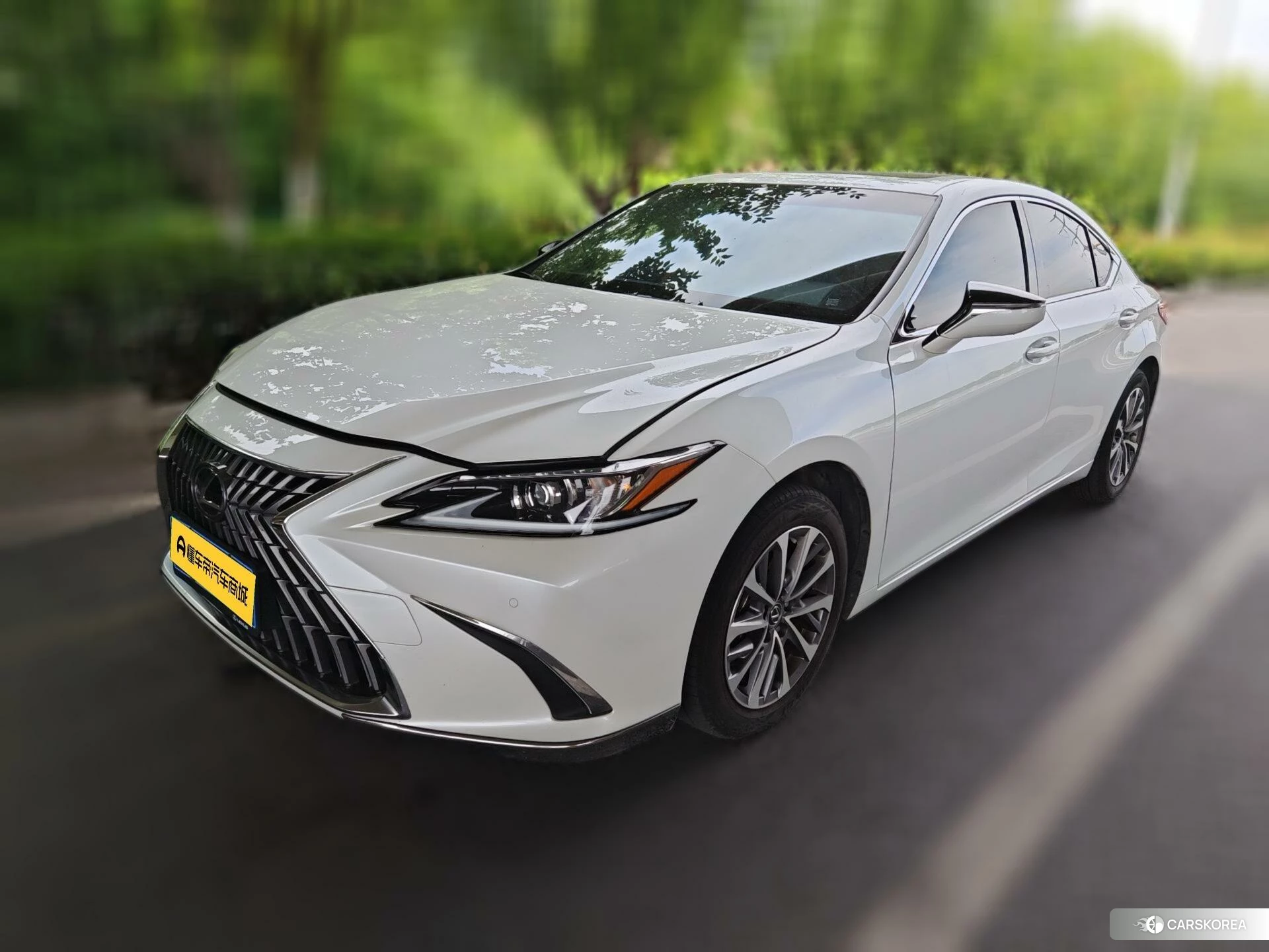Lexus ES id 4440984 из Китая 10