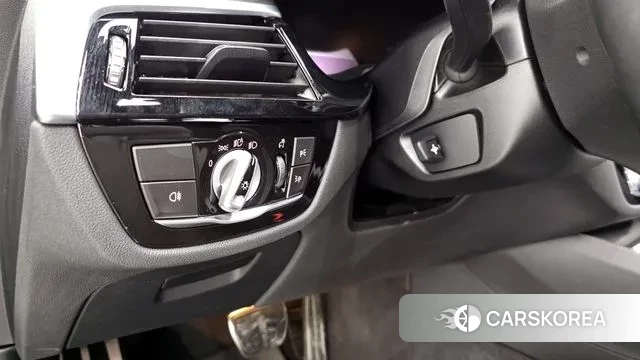 BMW 5 Series (G30) id 3053159 из Кореи 10