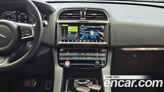 Jaguar F-PACE id 2896643 из Кореи 10