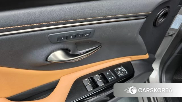 Lexus ES300h 7th generation id 4731579 из Кореи 10