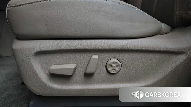 Kia The New Carnival id 4520933 из Кореи 10