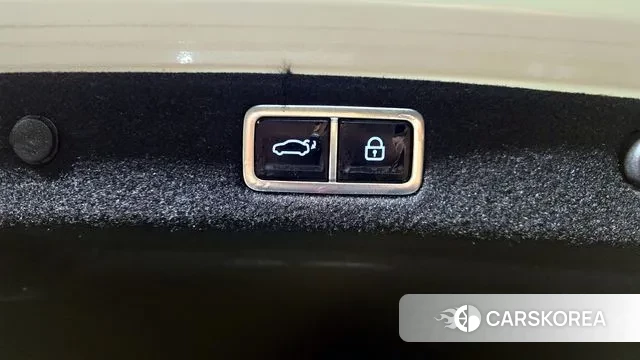 Hyundai Grandeur (GN7) id 3550505 из Кореи 10