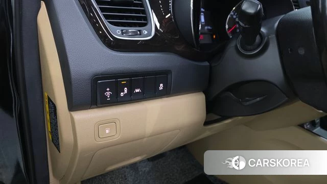 Kia The New Carnival id 4882648 из Кореи 10