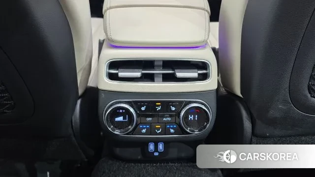 Genesis GV70 id 3524542 из Кореи 10