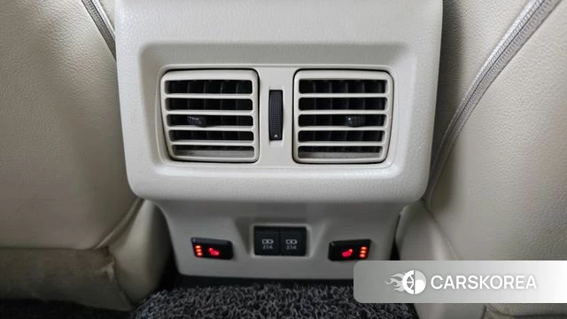 Toyota Camry (XV70) id 3955852 из Кореи 10