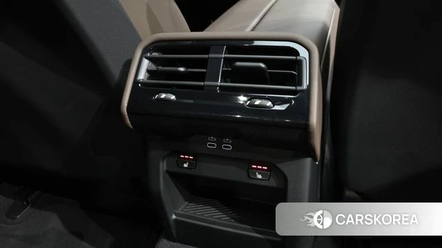 BMW 5 Series (G60) id 4499263 из Кореи 10