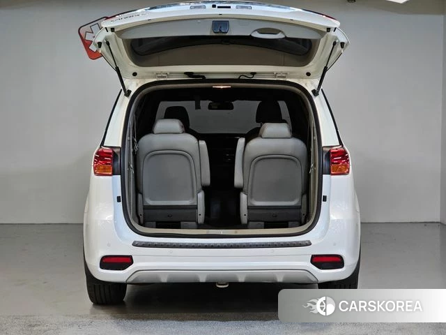 Kia The New Carnival id 4511679 из Кореи 10