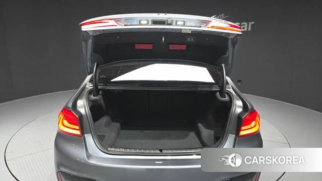 BMW 5 Series (G30) id 3845407 из Кореи 10