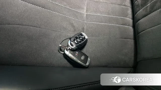 Hyundai Veloster (JS) id 3630798 из Кореи 10