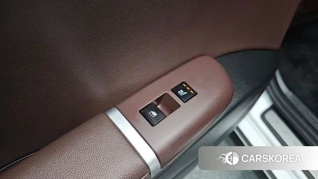 Hyundai Grandeur (GN7) id 3512850 из Кореи 10