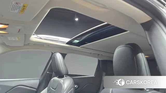 Jeep Cherokee (KL) id 3045636 из Кореи 10