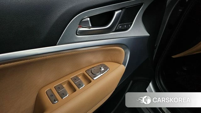 Genesis The New G70 id 4201302 из Кореи 10